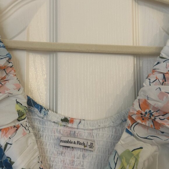 Abercrombie Emerson Poplin Puff Sleeve Mini Dress | White, Blue & Pink | X-Small - Picture 5 of 5